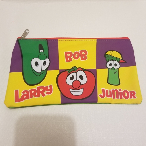 Handbags - Adorable NWOT VeggieTales clutch purse